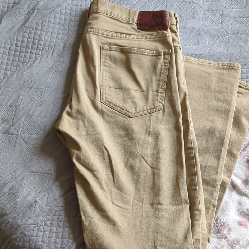 Dockers Light Tan Trousers